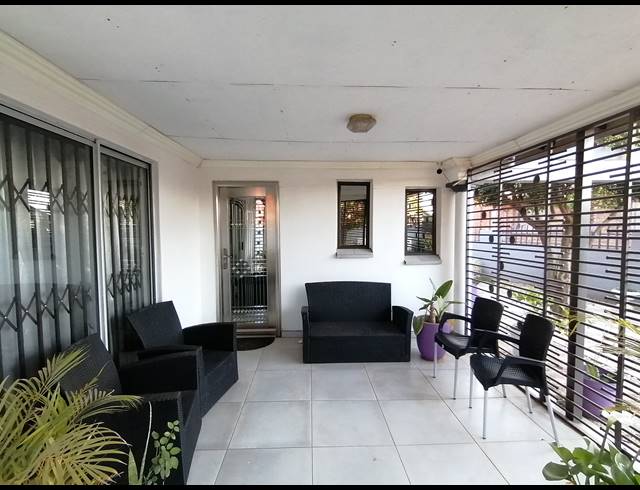 3 BEDROOM FREESTANDING SOLD IN JOUBERTON